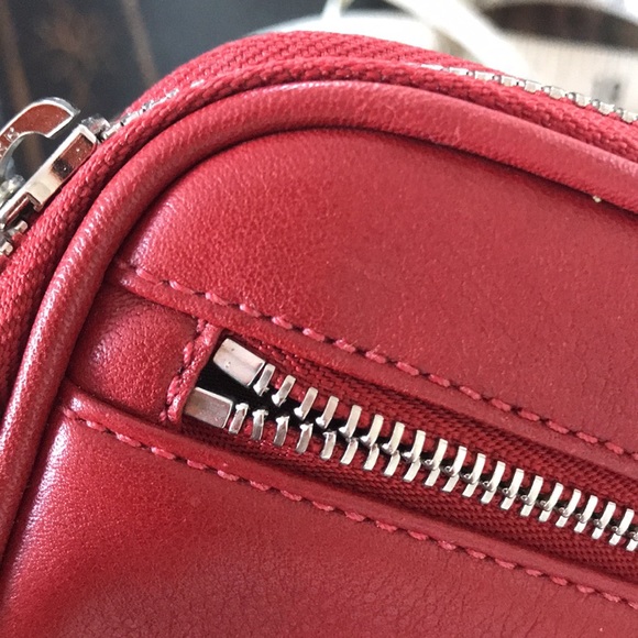 Coach Wristlet Wallet Clutch Cranberry Red Soft Leather, Awesome Condition - Picture 12 of 13